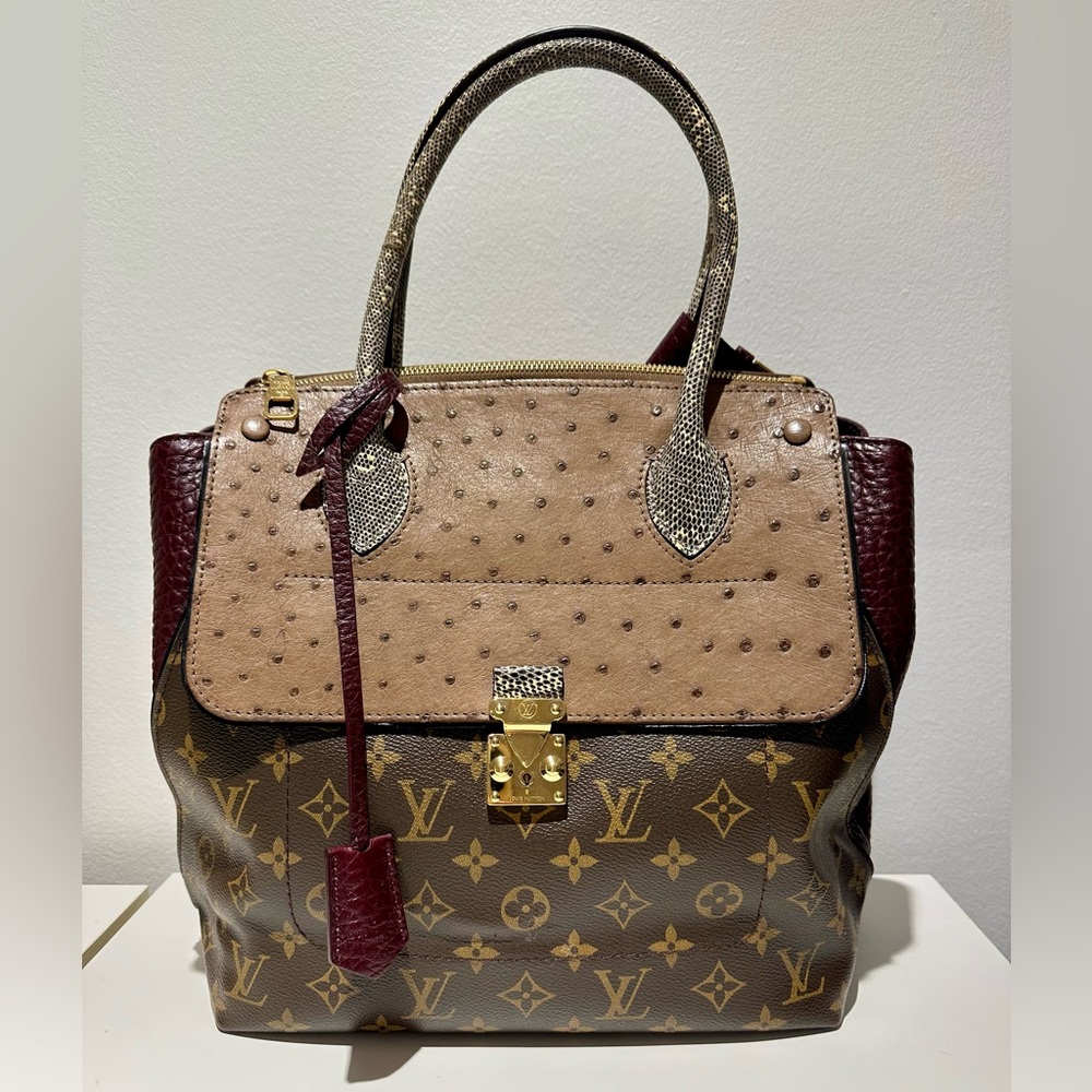 Louis Vuitton Majestueux Tote, MM (Limited Edition with exotic leathers)